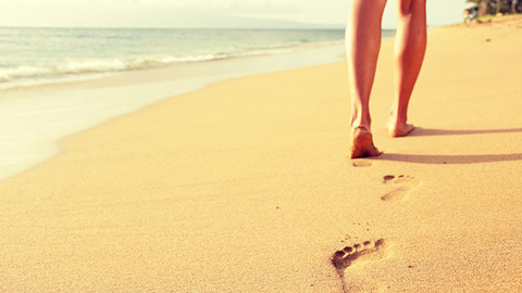 Lloyds adds travel booking feature to app
